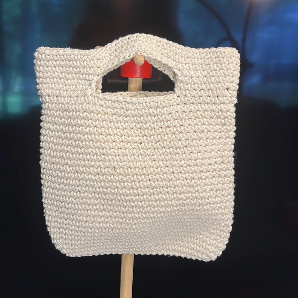 MZ-crochet bag